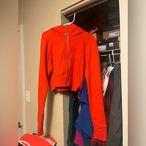 Lululemon full zip cropped hoodie